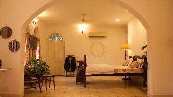 4 bedrooms