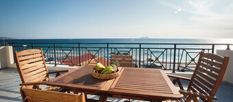 Cozy beach front located residence. 