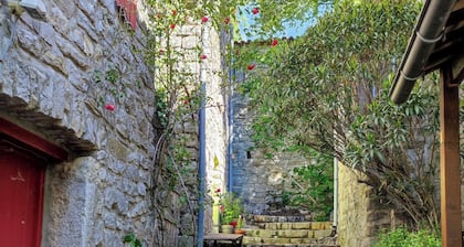 Entre Ardèche et Gard, un Gîte Tout Confort Pour un Séjour Nature et Détente
