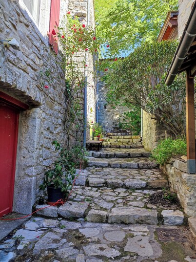 Entre Ardèche et Gard, un Gîte Tout Confort Pour un Séjour Nature et Détente
