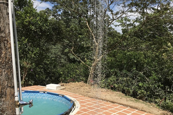 Outdoor spa tub
