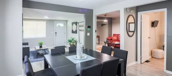Beautifully renovated home/ 5BR