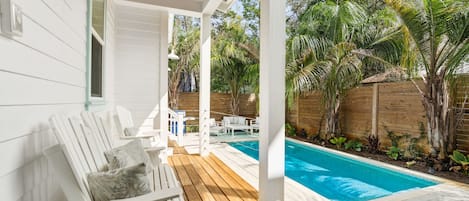 Outdoor pool, pool loungers