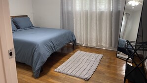 2 多间卧室、熨斗/熨衣板、免费 WiFi、床单