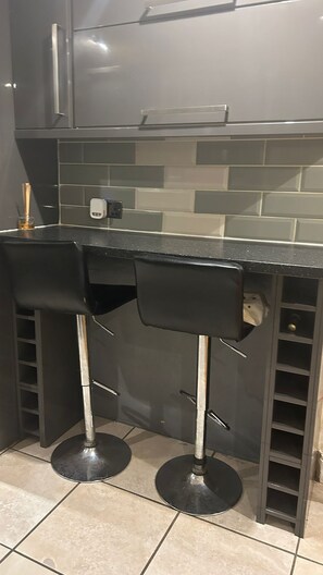 獨棟房屋, 多張床 | 私人廚房 | 電冰箱、微波爐、烤箱、爐台