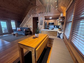 Televisión, chimenea