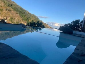 Piscina all'aperto