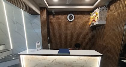 Hotel King Residency