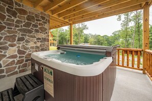 Bain à remous extérieur
