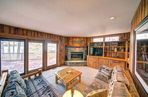 TV connectée, cheminée