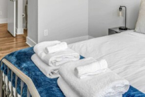 2 soveværelser, skrivebord, strygejern/strygebræt, gratis Wi-Fi