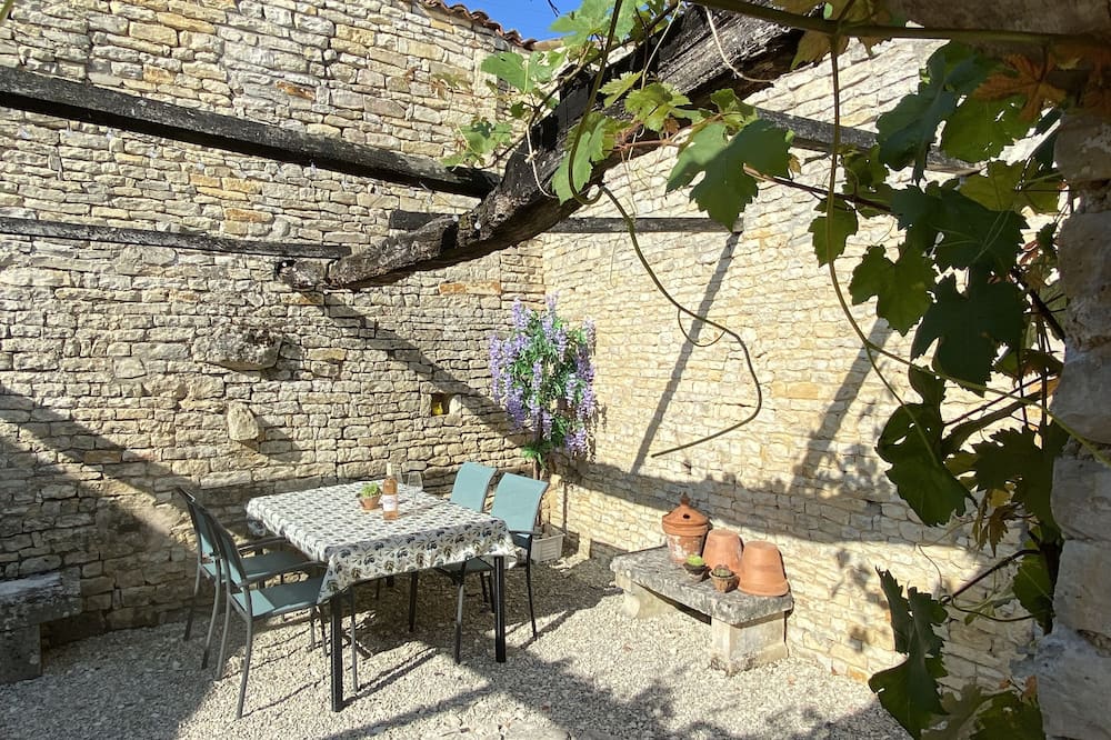 L ancien Cafe - Luxury Suites and Gites