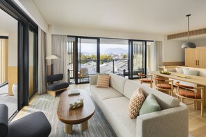 Grand Suite | Premium bedding, pillowtop beds, minibar, in-room safe - Six Senses Kyoto (Kyoto)