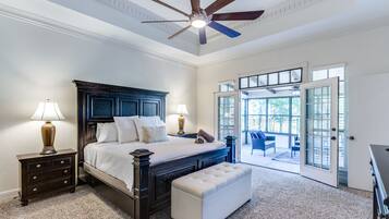 5 bedrooms, desk, iron/ironing board, free WiFi