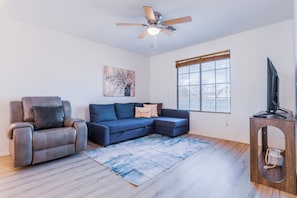 Unclassified image, 4 of 54, button - Comfort Home for Long Stays • Fast WiFi • HTD Pool (Casa Grande)