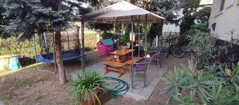 Holiday apartment near the beach with large terrace and air conditioning