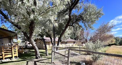 Double Twin Room with kitchenette, Flaming Gorge