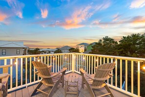 Property grounds - New to Dune Allen Realty! (Santa Rosa Beach)