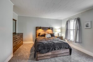 2 chambres, fer et planche à repasser, accès Internet, draps fournis