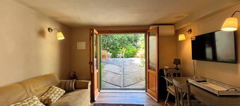 1 Bedroom Apartment in Rosignano Solvay-Castiglioncello
