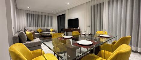 50-tums platt-tv med satellitkanaler, tv och betalfilmer