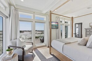 8 عدّة غرف نوم ومكواة/لوح كي وسرير سفر وواي فاي مجانًا