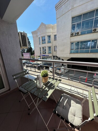 Cozy apartment located in the heart of Ohrid, near the square 50m from the lake.