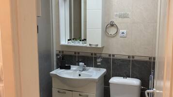 風筒、提供毛巾、番梘、廁紙