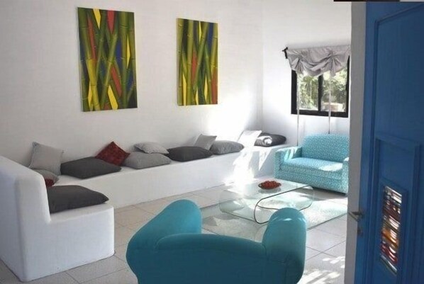 Chalet | Living area