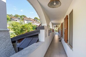 Property grounds - CO.RI. Appartamenti 5, Menaggio, Italy (Menaggio)