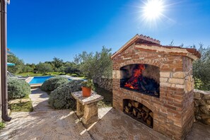 Terrace/patio - New charming holiday home, in center of Istria (Barban)