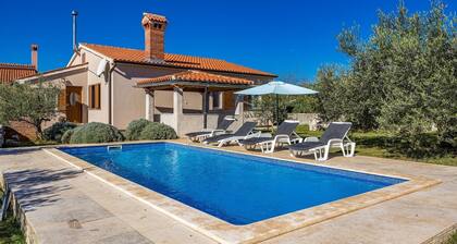 New charming holiday home, in center of Istria