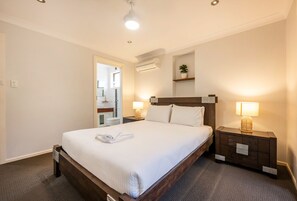 3 chambres, fer et planche Ă repasser, Wi-Fi gratuit, draps fournis