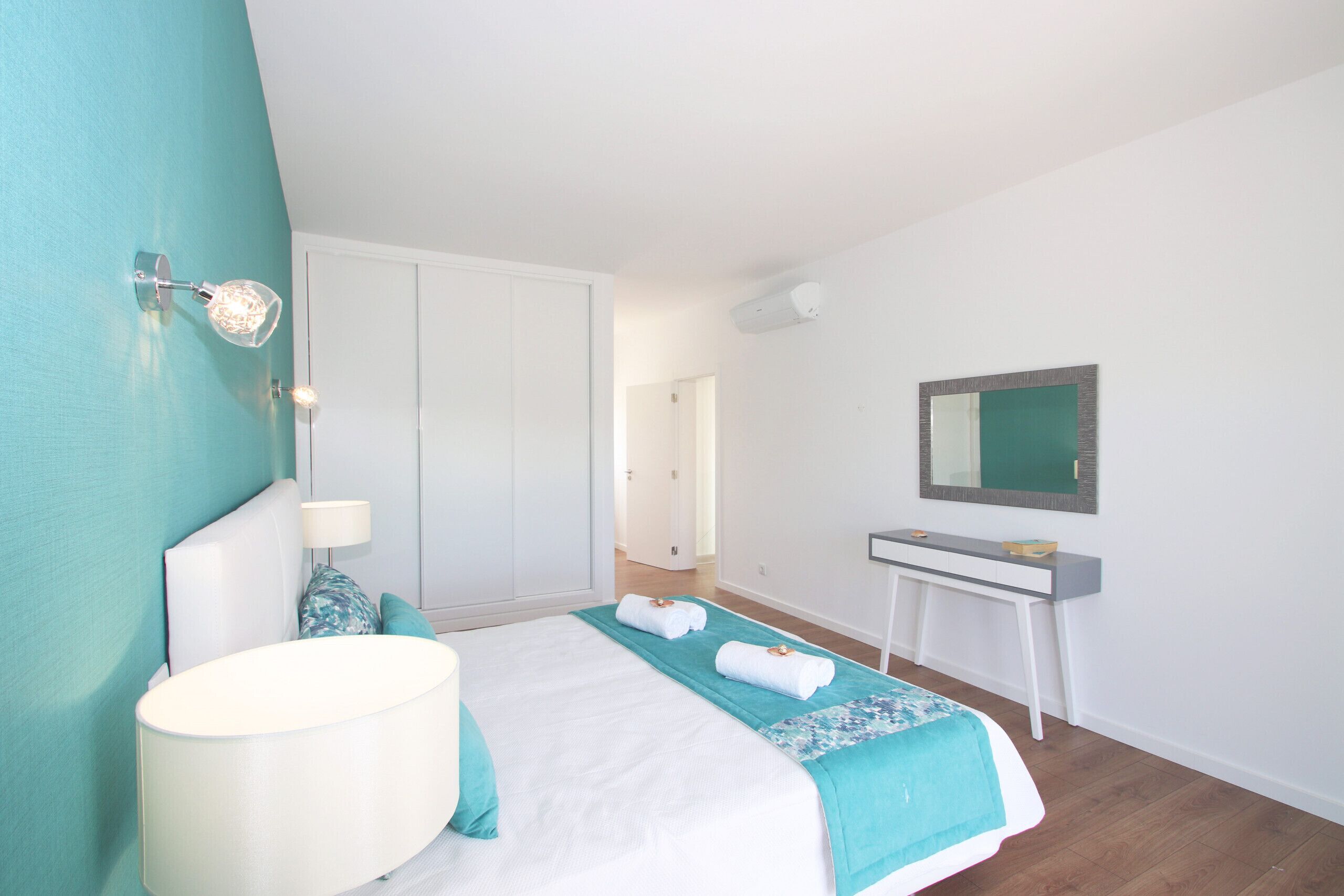 7 bedrooms, in-room safe, iron/ironing board, free WiFi
