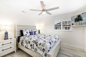 3 bedrooms, iron/ironing board, free WiFi, bed sheets