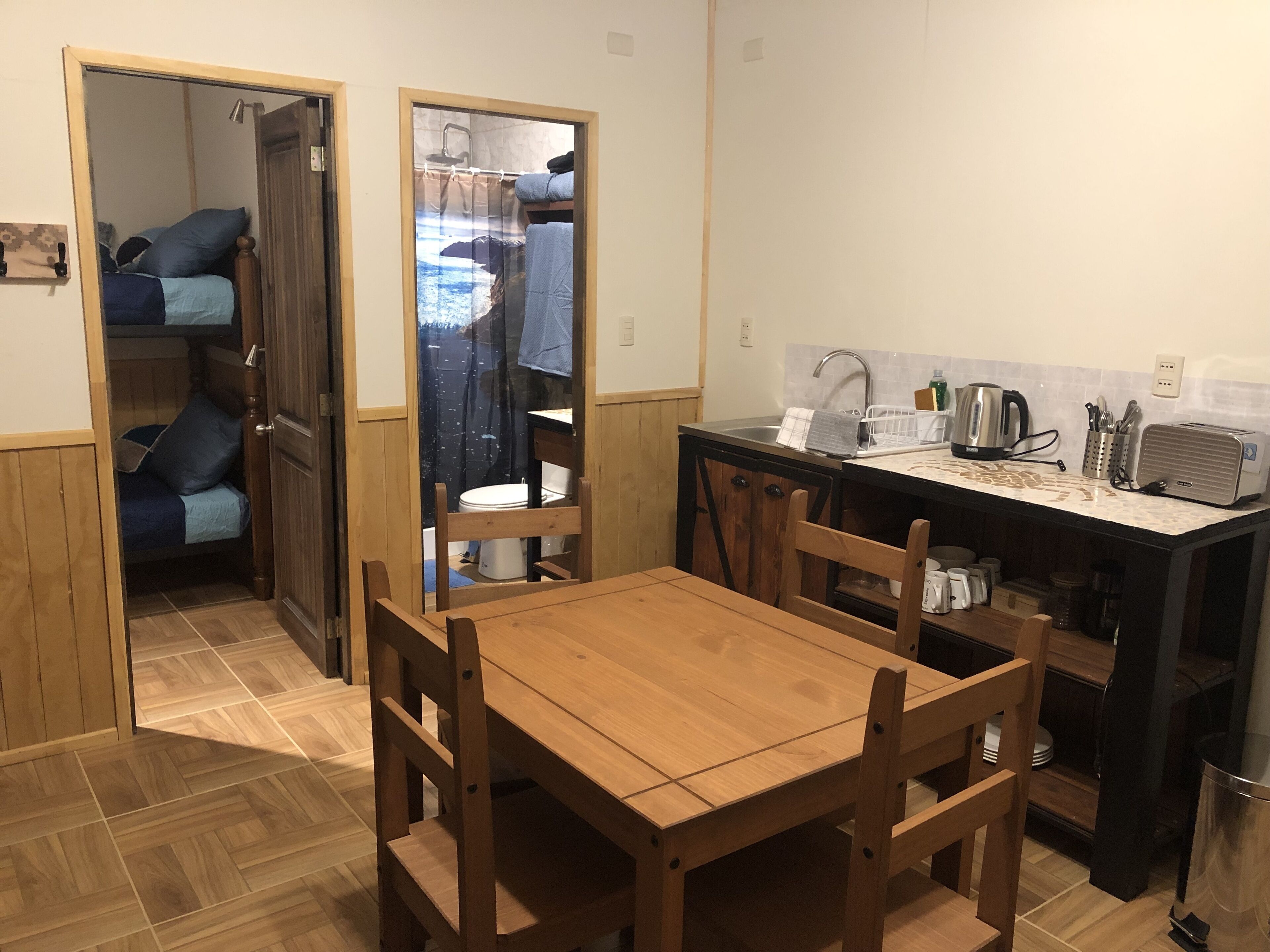 Comfort Apartment, 2 Bedrooms, Kitchenette, Courtyard Area | Living area