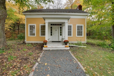 Historic Home in Taylors Falls w/ Patio & Fire Pit
