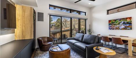 Älytelevisio, kirjoja