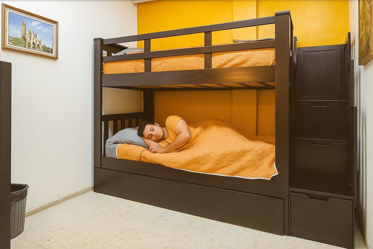 1 chambre, fer et planche Ă repasser, Wi-Fi gratuit