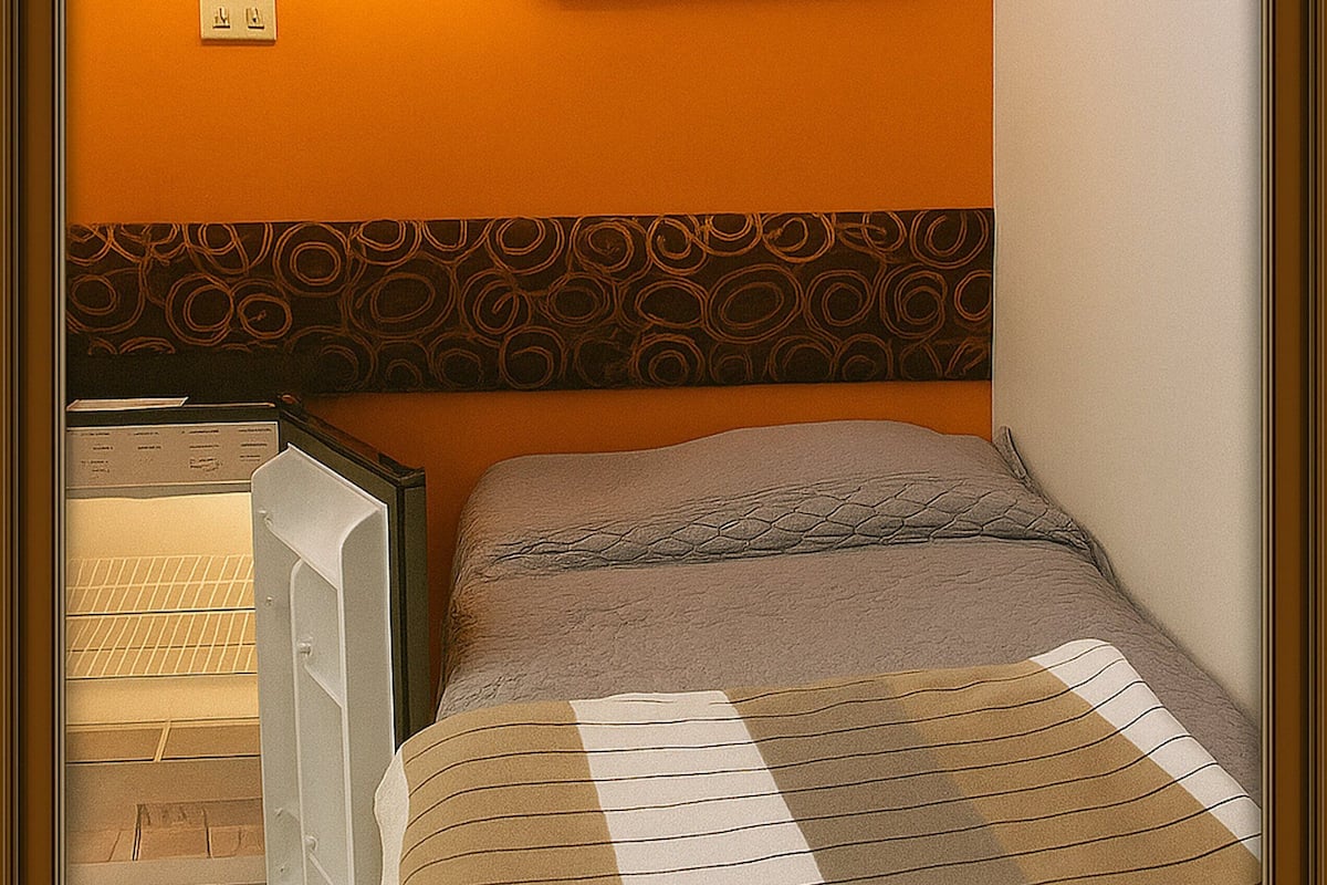 1 chambre, fer et planche Ă repasser, Wi-Fi gratuit