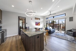 Interior - LaFave-Luxury Villa at Zion: Phantom Valley (Springdale)