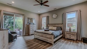 4 bedrooms, desk, iron/ironing board, travel crib - Luxe Villa - Swim Spa & Views! (NEW!) (Sedona)