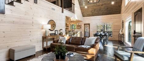 Smart-TV, Kamin, Videospiele, Tischfußball