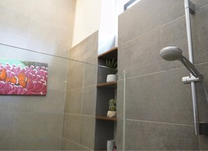 Appartamento Basic | Bagno | Doccia