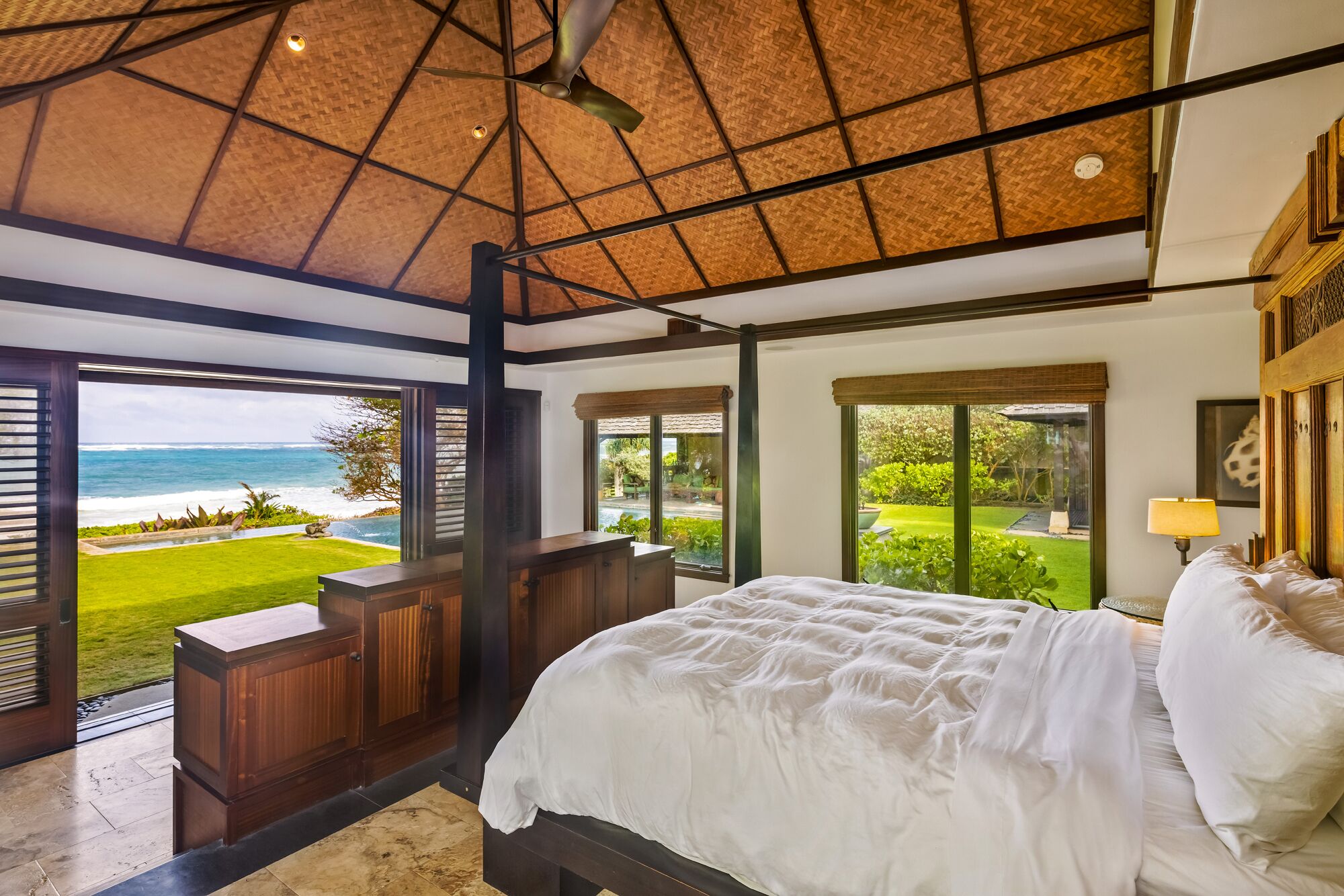 6 bedrooms, iron/ironing board, WiFi, bed sheets