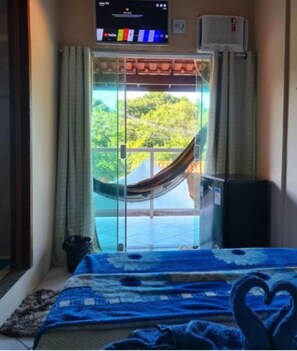 4 bedrooms, free WiFi