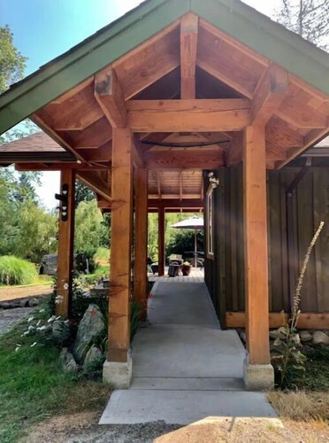 The Apple Room

