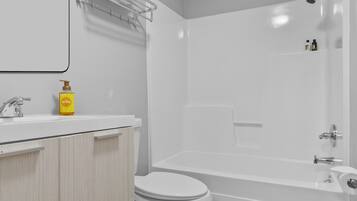 Towels, soap, shampoo, toilet paper