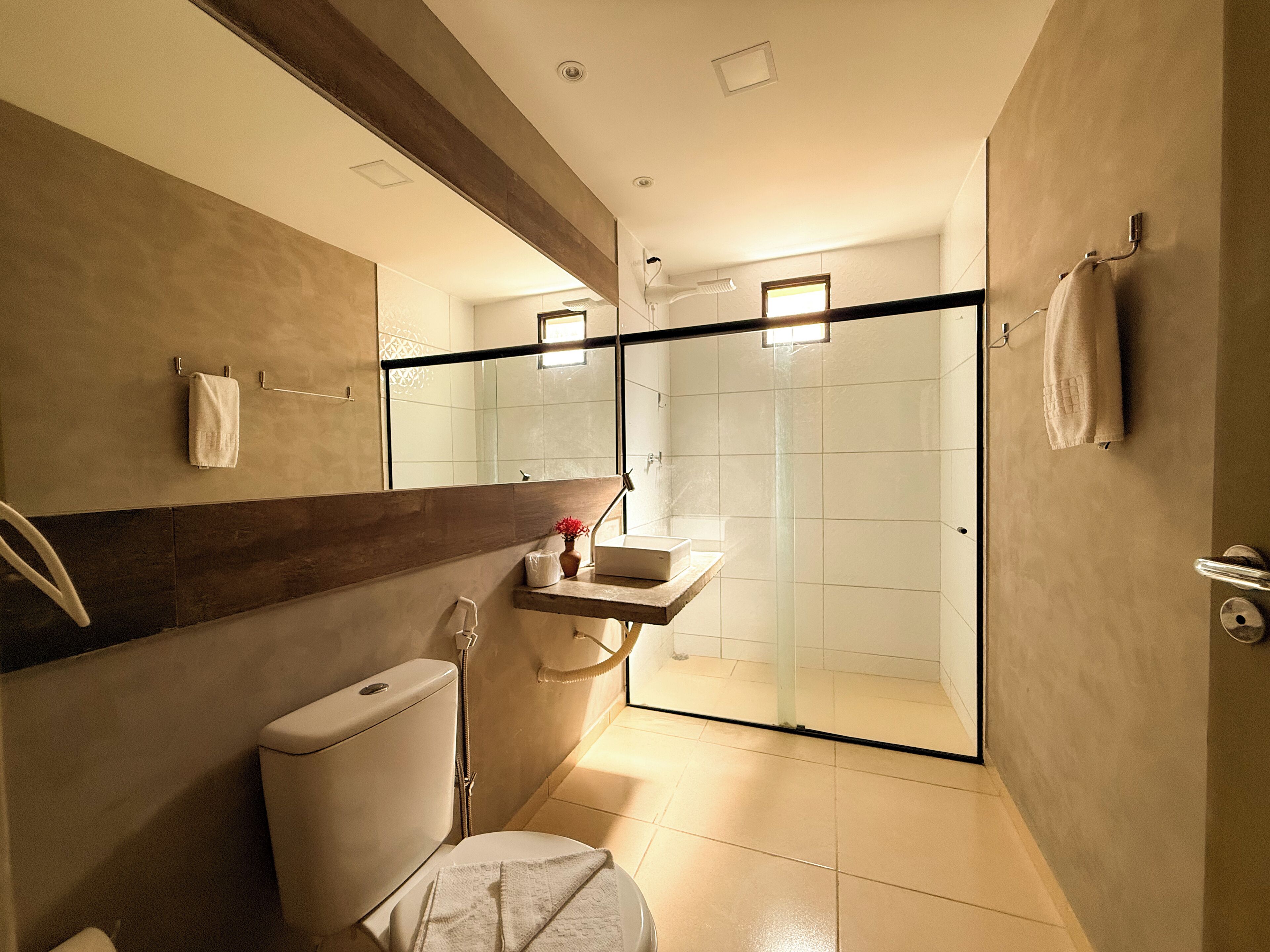 Camera Standard | Bagno | Doccia, asciugacapelli, asciugamani, sapone