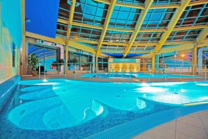 Piscine couverte